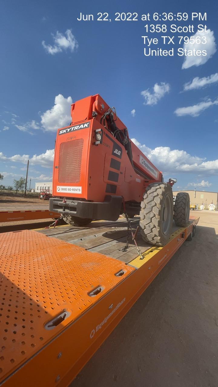 2022 SKYTRAK 8042