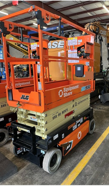 2024 JLG ES1932