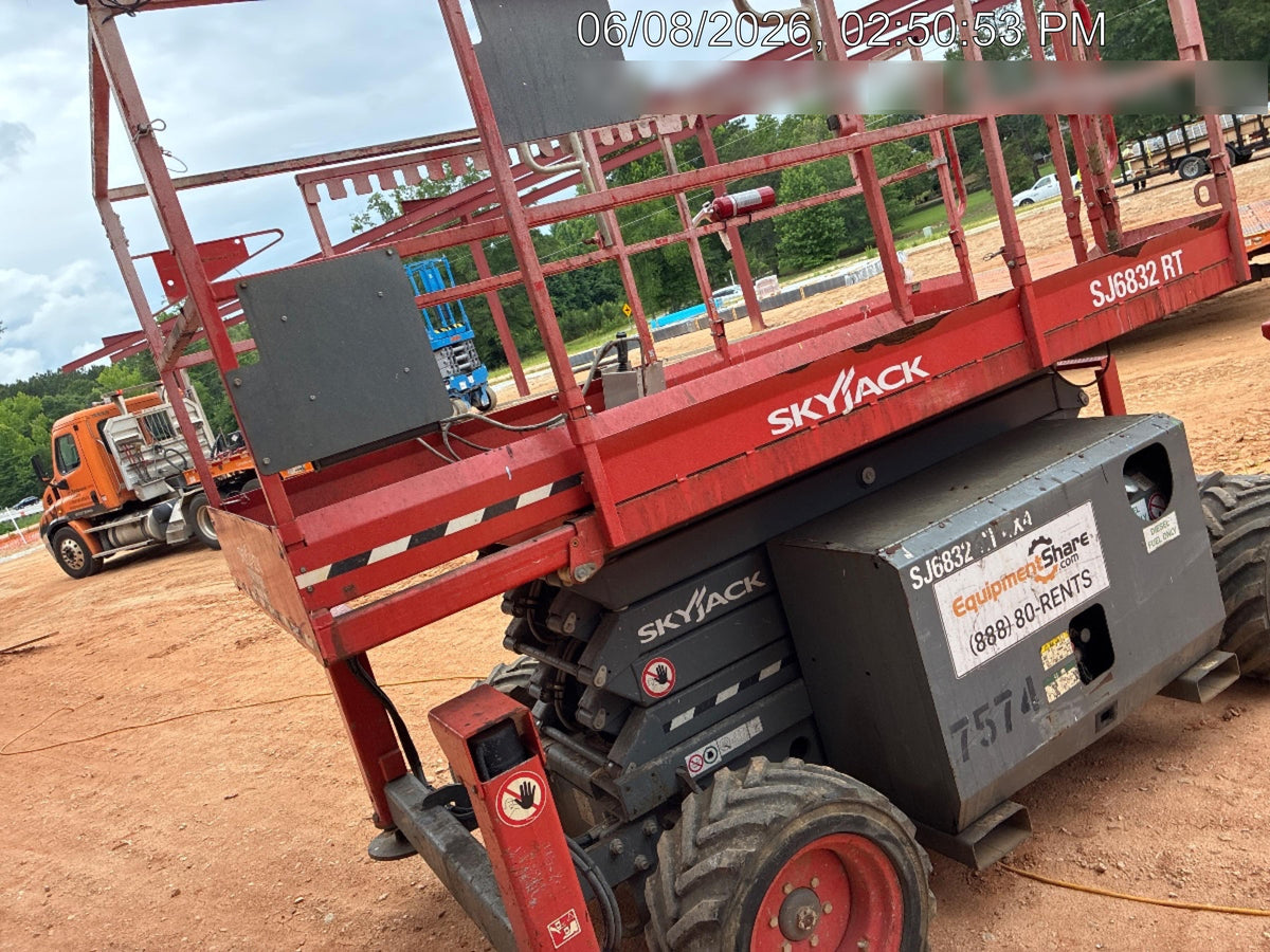2018 SKYJACK SJ6832 RT