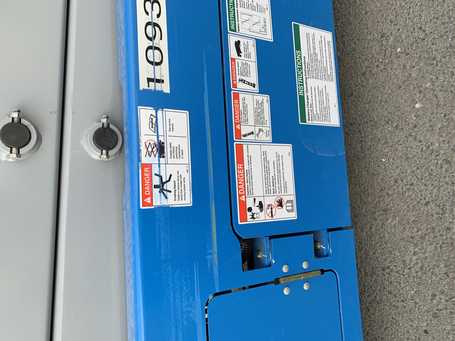 2020 Genie GS-2632 Solid NM Tires, Folding Rails with Half-Height Swing Gate, Beacon, 800W Invertor