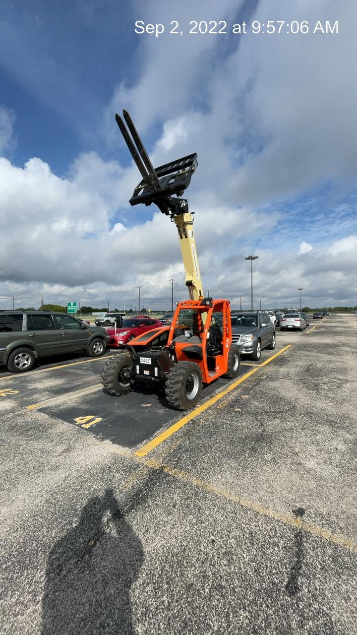 2022 JLG G5-18A