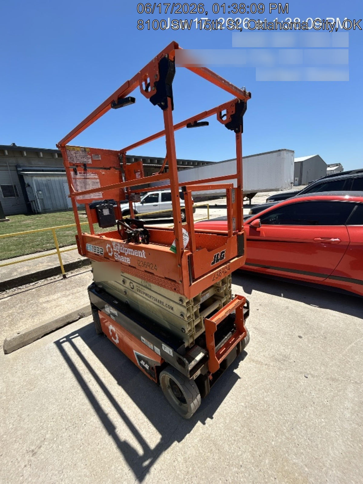 2022 JLG ES1932