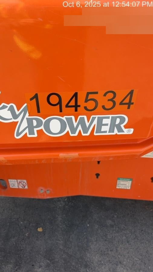 2021 JLG 400S