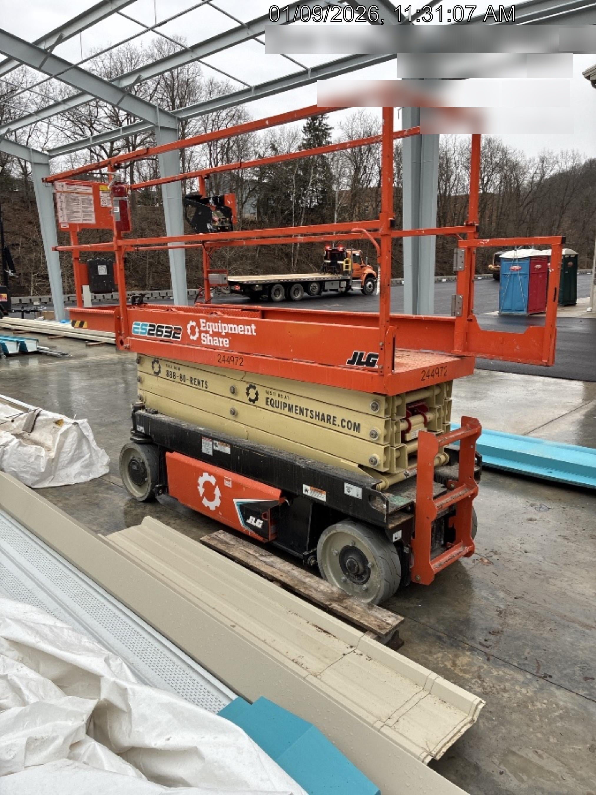 2022 JLG ES2632