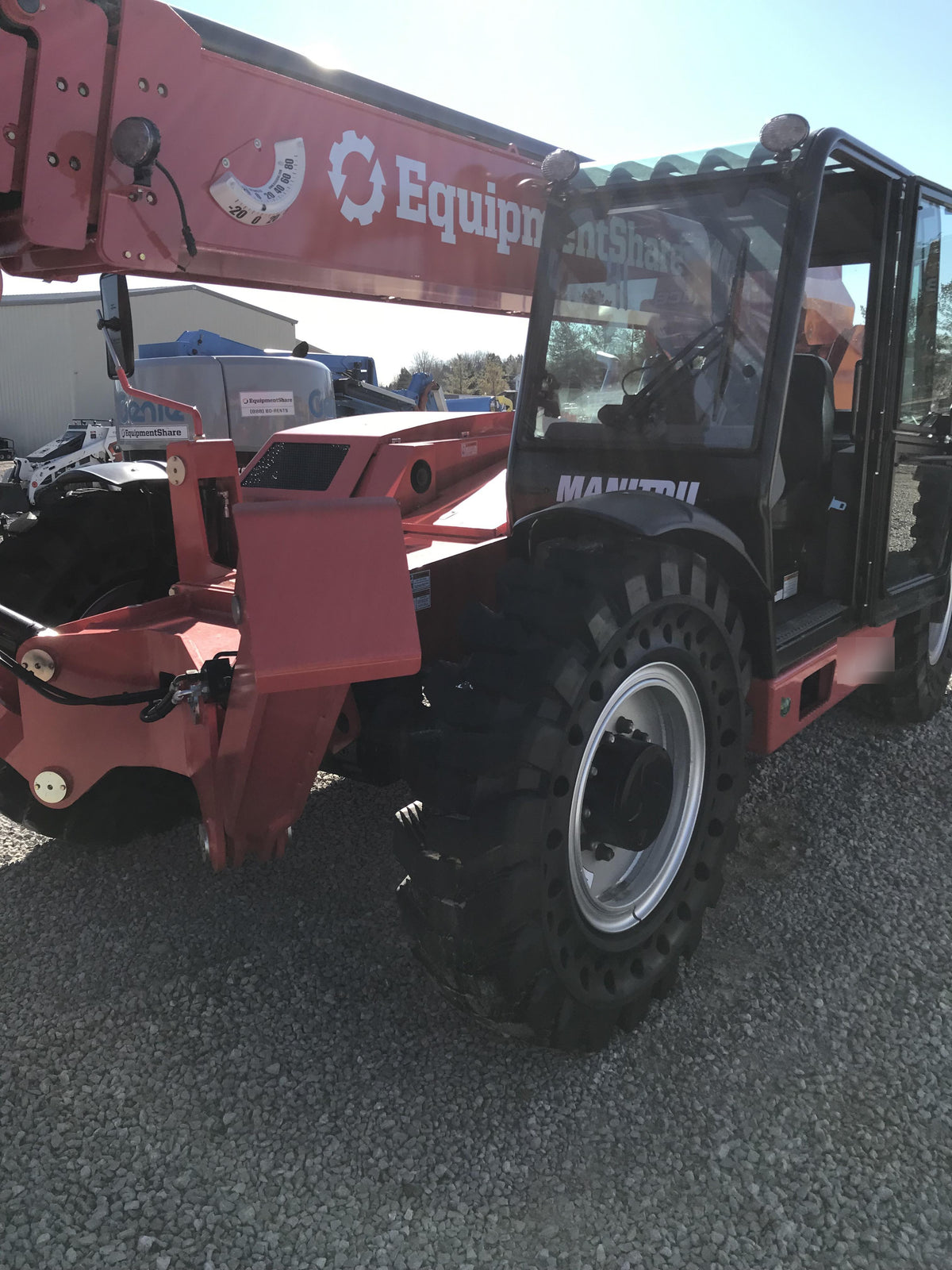 2022 MANITOU MTA12055