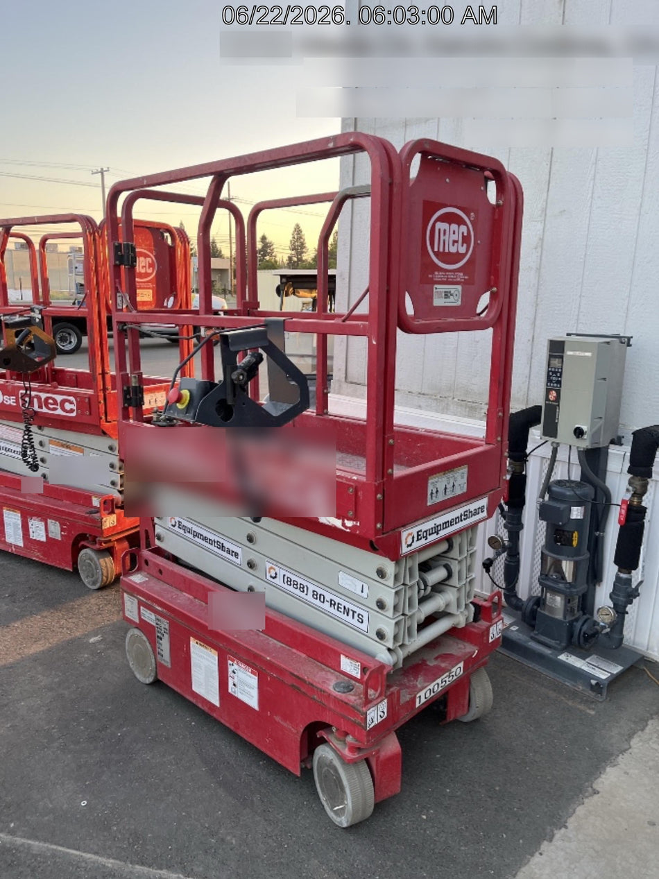 2020 MEC 1330SE Solid NM Tires, Steel Swing out Doors, LCS, Beacon, 900W Invertor