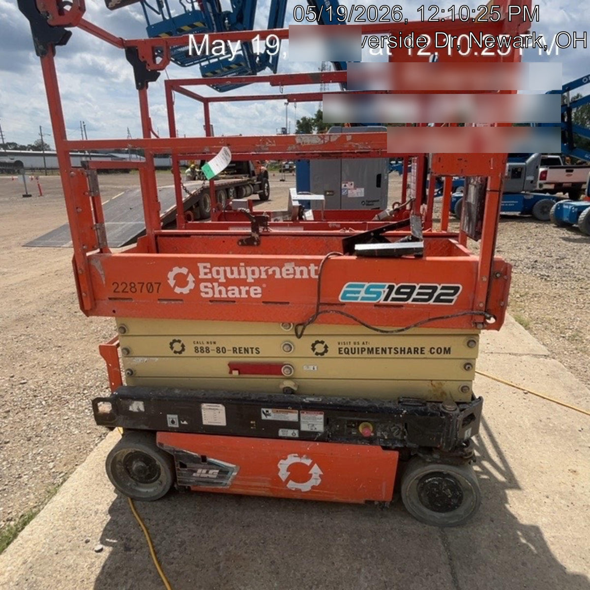 2022 JLG ES1932