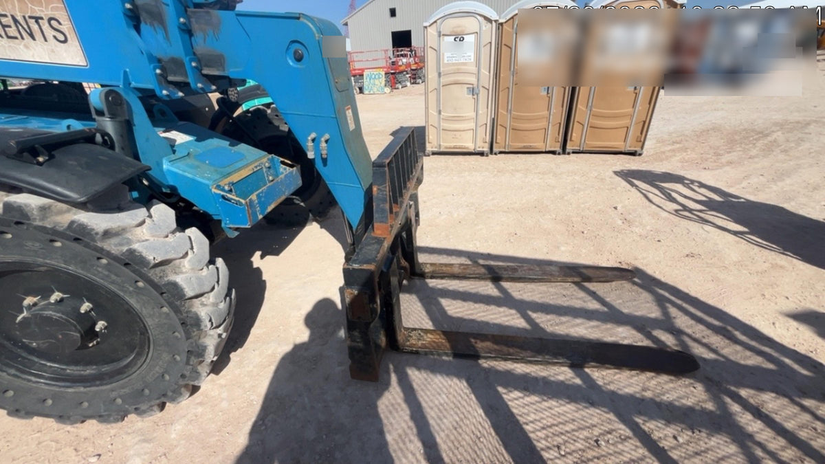 2019 Genie GTH-636 Canopy, Solid RT Tires, LED Work Lights, Beacon 60" QA Carriage, 48" Forks