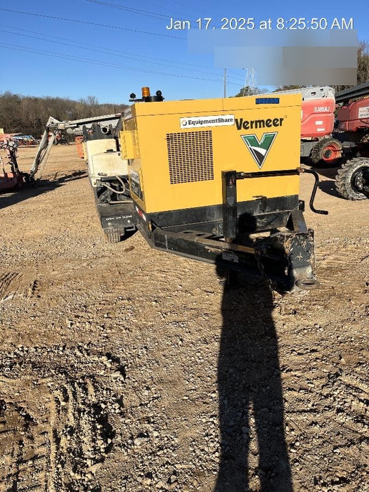 2022 VAC-TRON LP573XDT