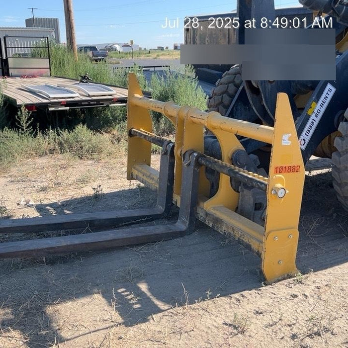 2020 JOHN DEERE 96" Loader Fork Carriage - John Deere