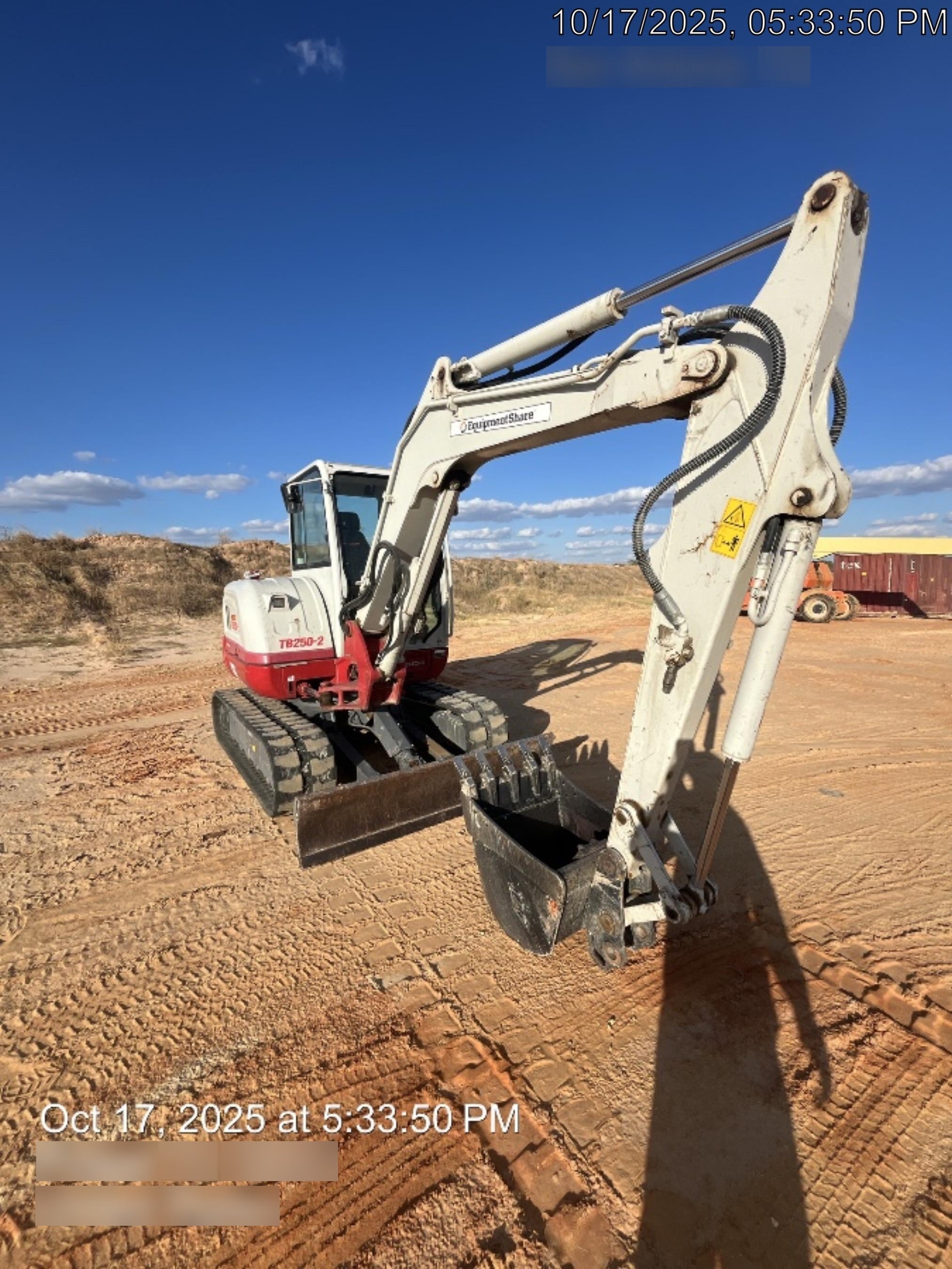 2023 TAKEUCHI TB250-2CR