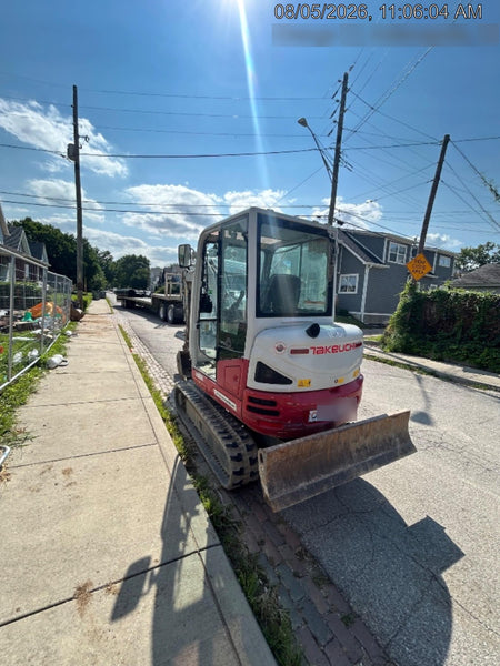 2020 TAKEUCHI TB235-2CR