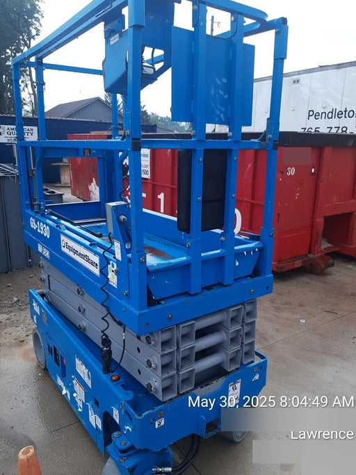 2020 Genie GS-1930 Solid Non Marking Tires, Beacon, Folding rails with half height swing gate