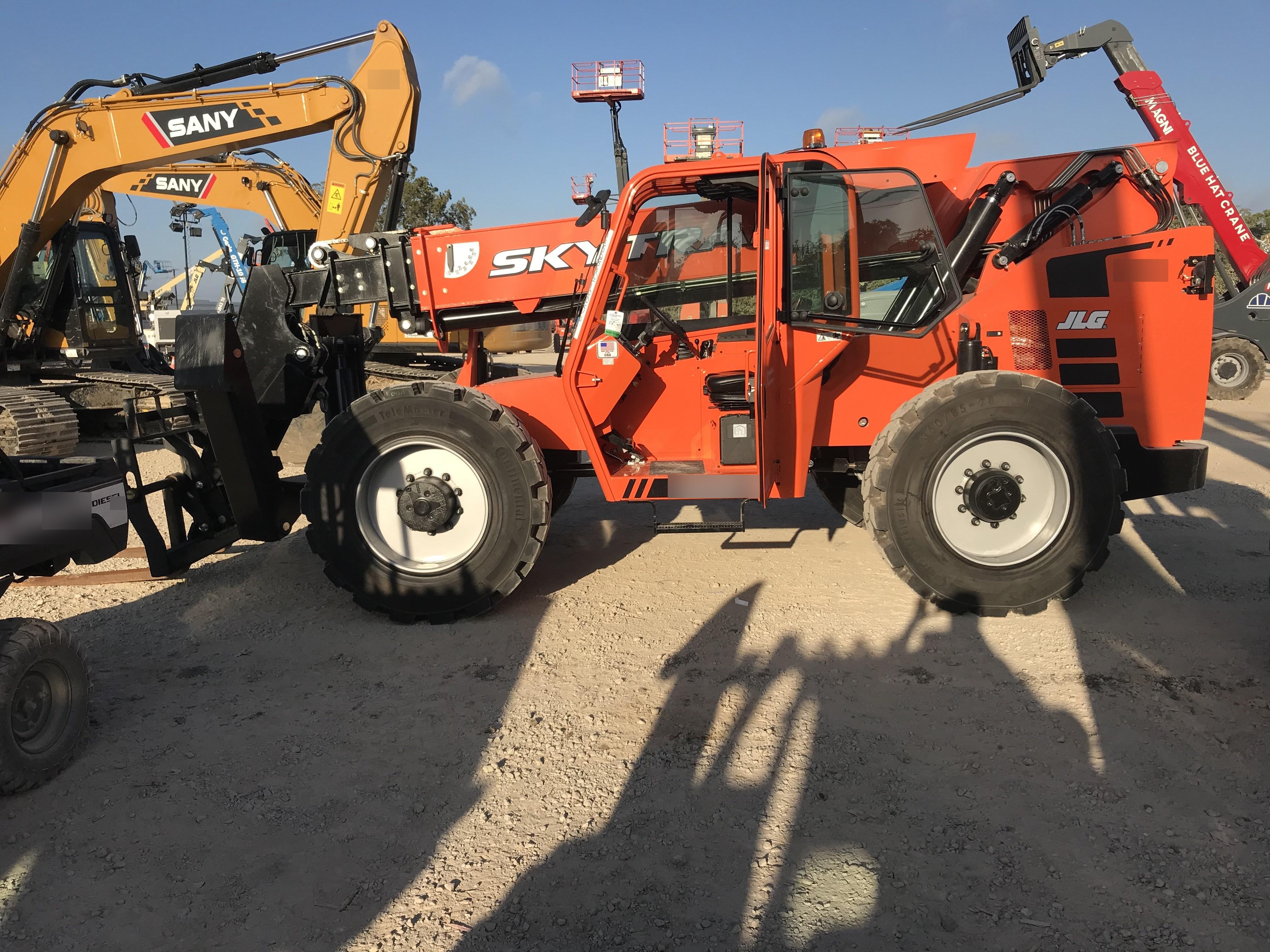 2019 SKYTRAK 10054