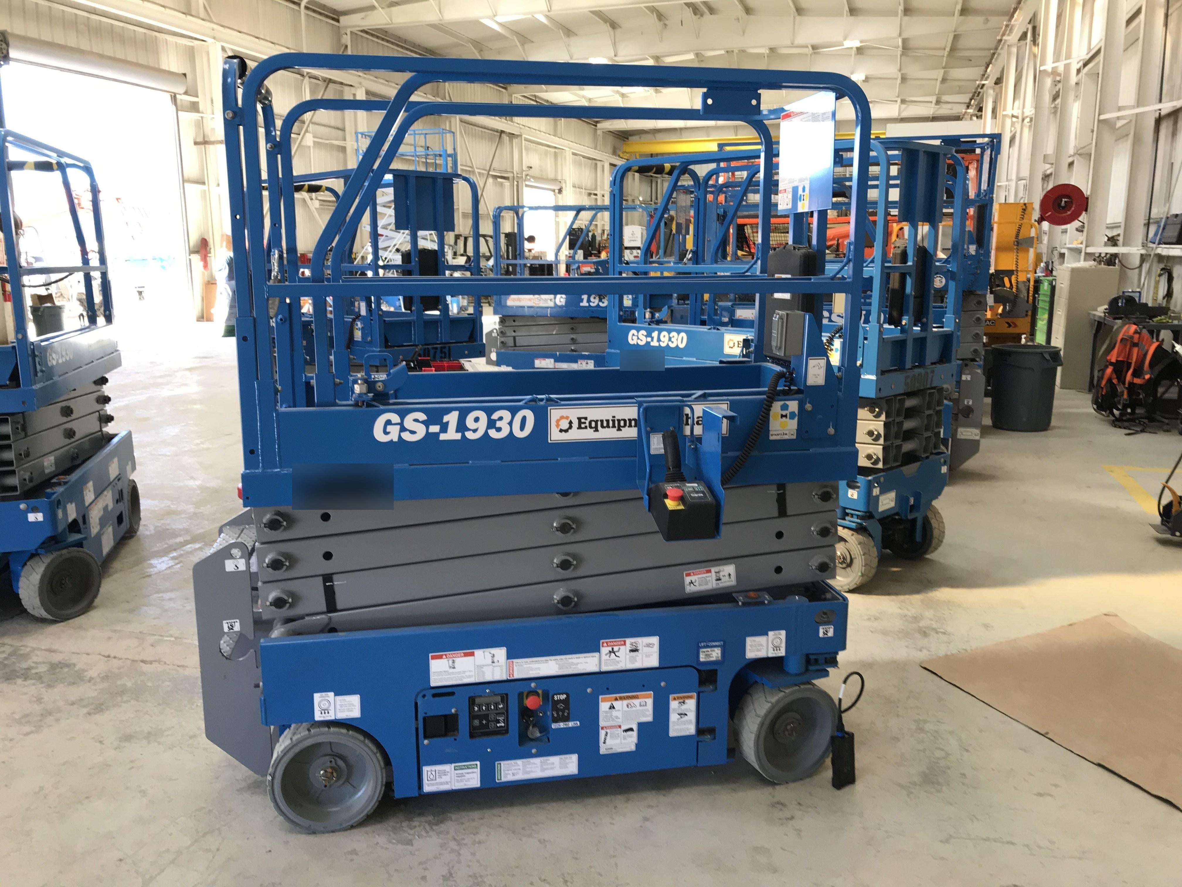 2019 Genie GS-1930 Fixed Rails with Chain Entry