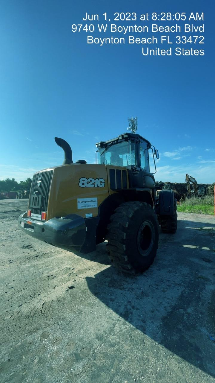 2023 CASE 821G