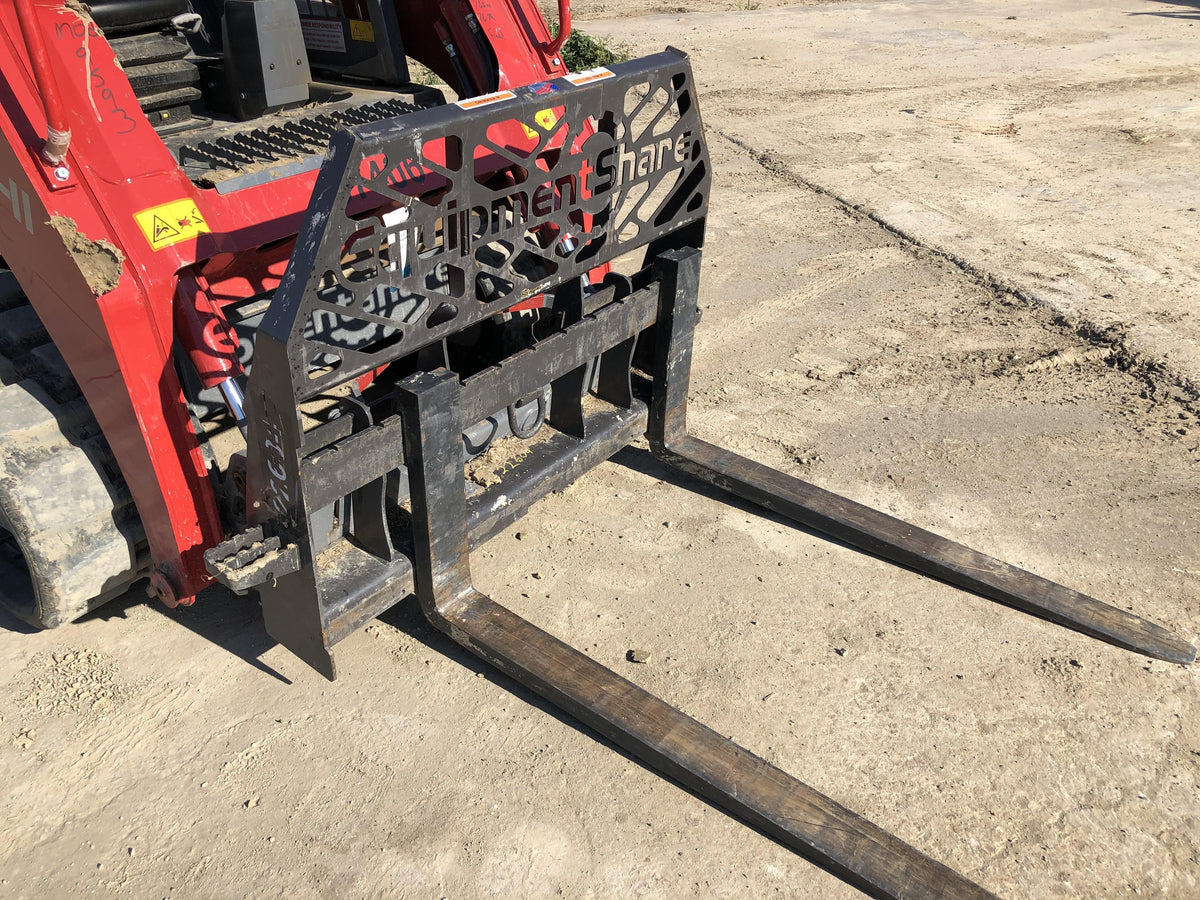 2018 PALADIN 48" Pallet Forks - Paladin