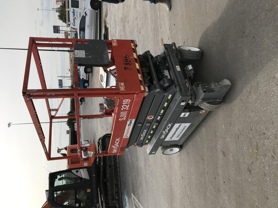 2018 SKYJACK SJIII-3219