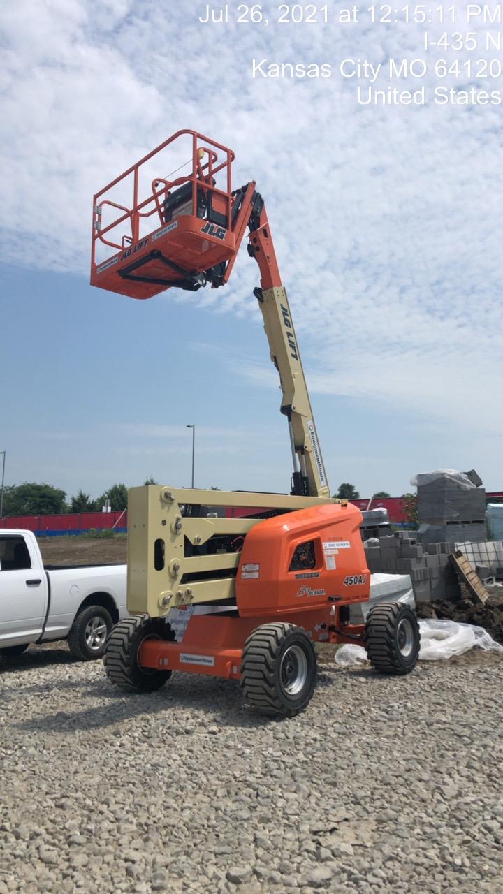 2021 JLG 450AJ