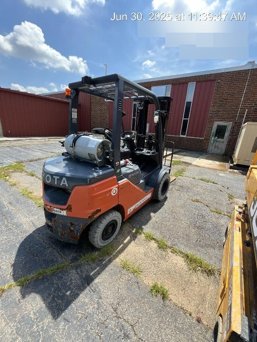 2022 TOYOTA 50-8FGU25