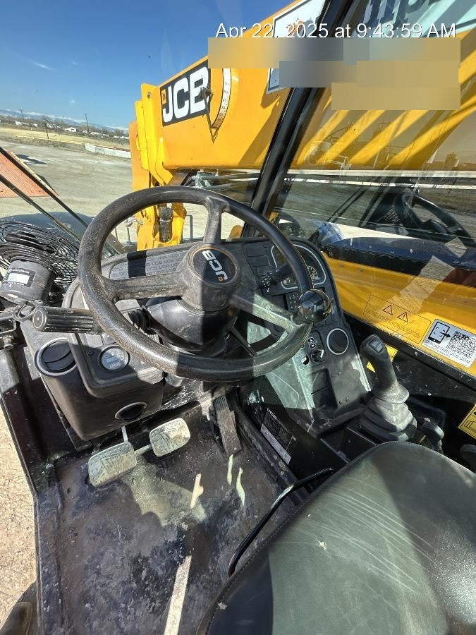 2022 JCB 509-42