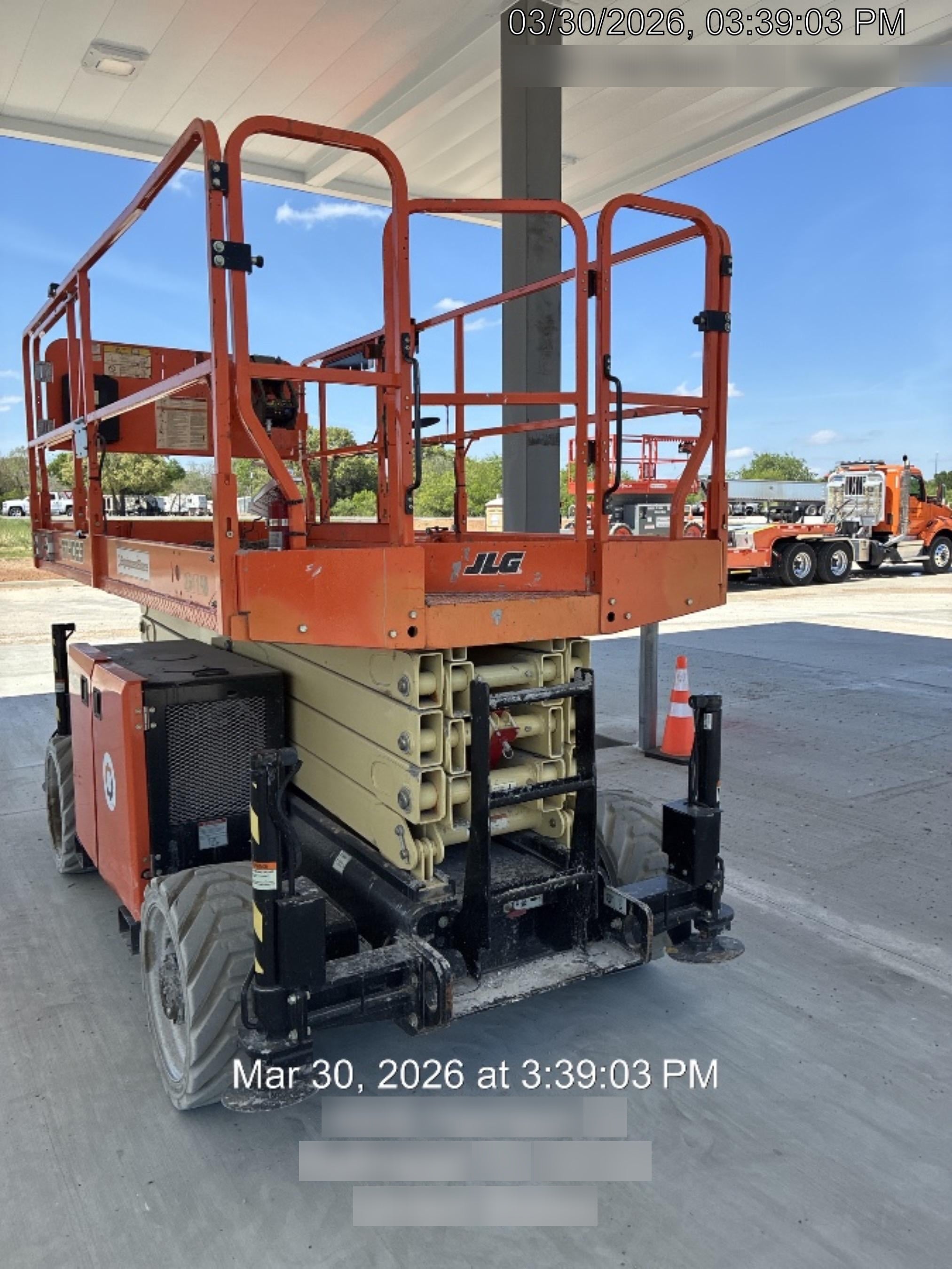 2022 JLG RT4069
