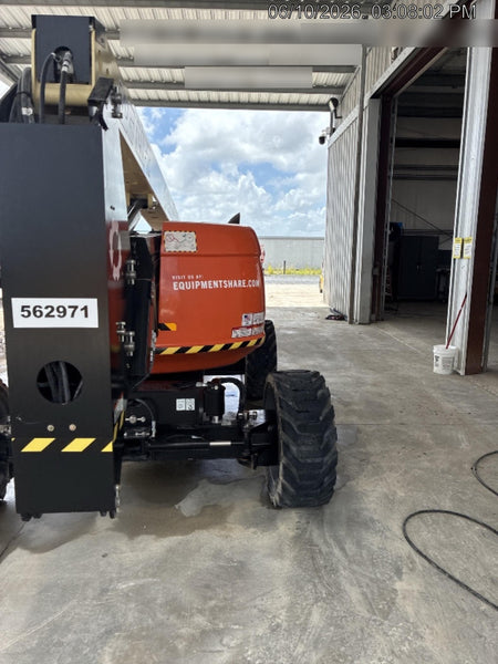 2025 JLG 600AJ