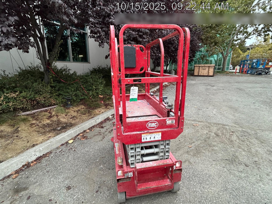 2020 MEC 1330SE Solid NM Tires, Steel Swing out Doors, LCS, Beacon, 900W Inverter