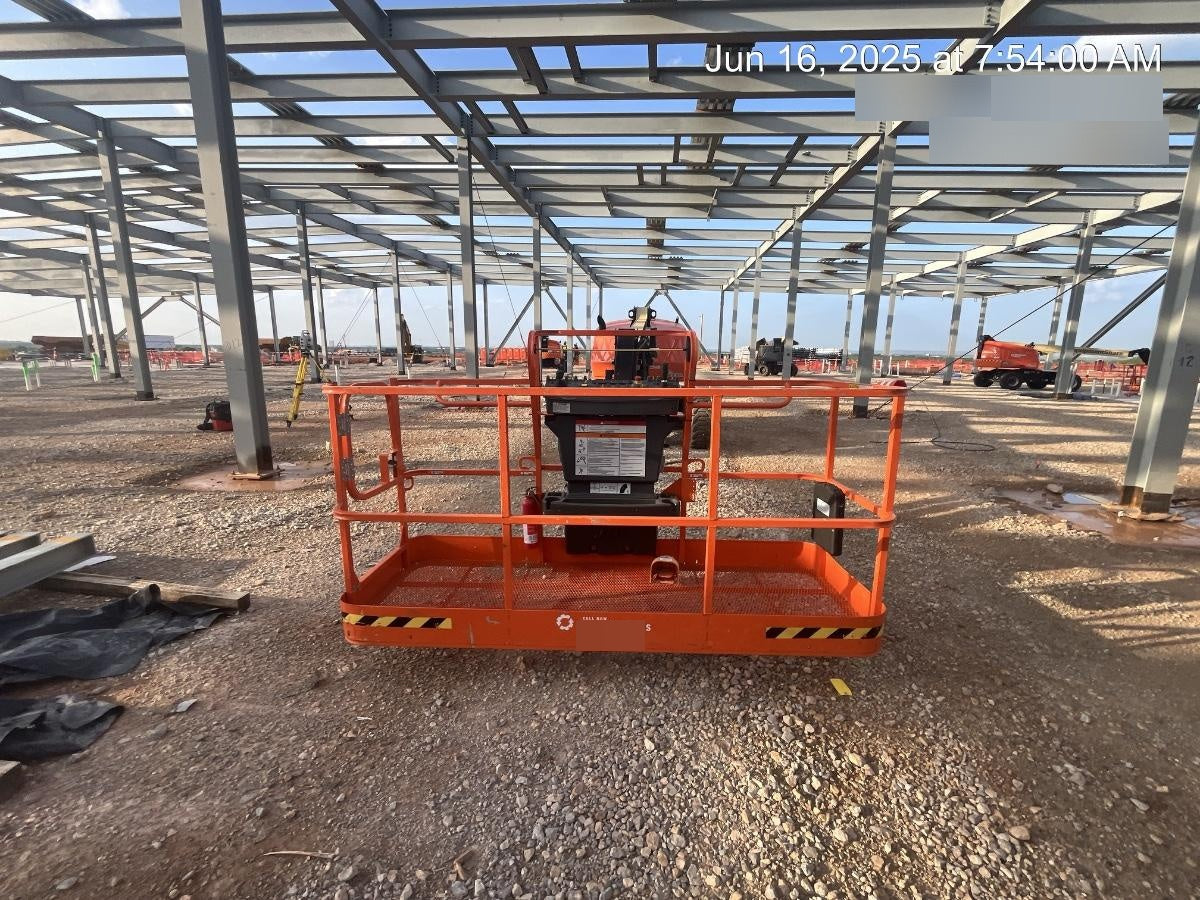 2024 JLG 460SJ