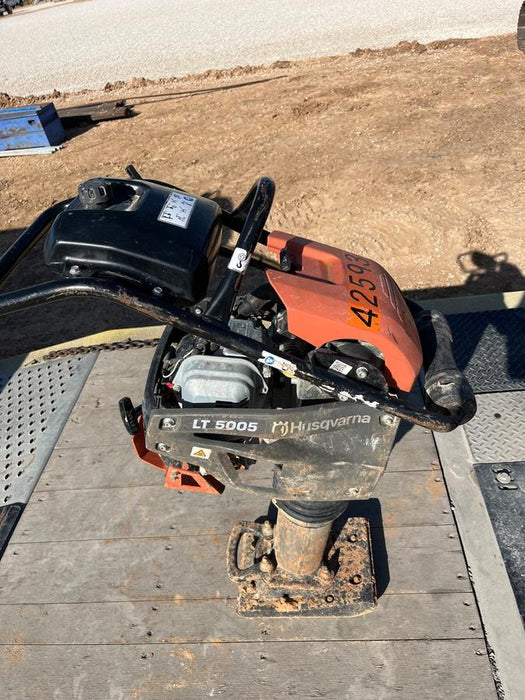 2024 HUSQVARNA LT5005