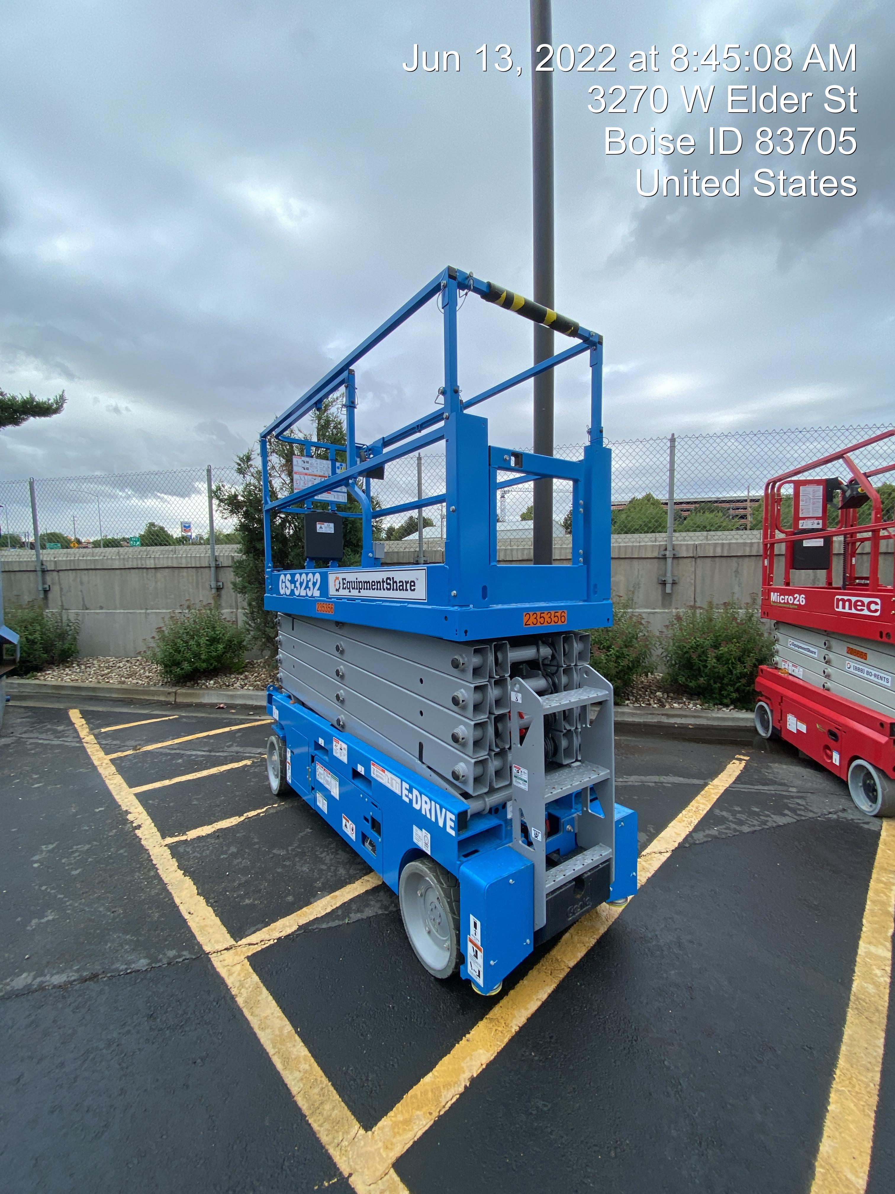 2022 GENIE GS-3232
