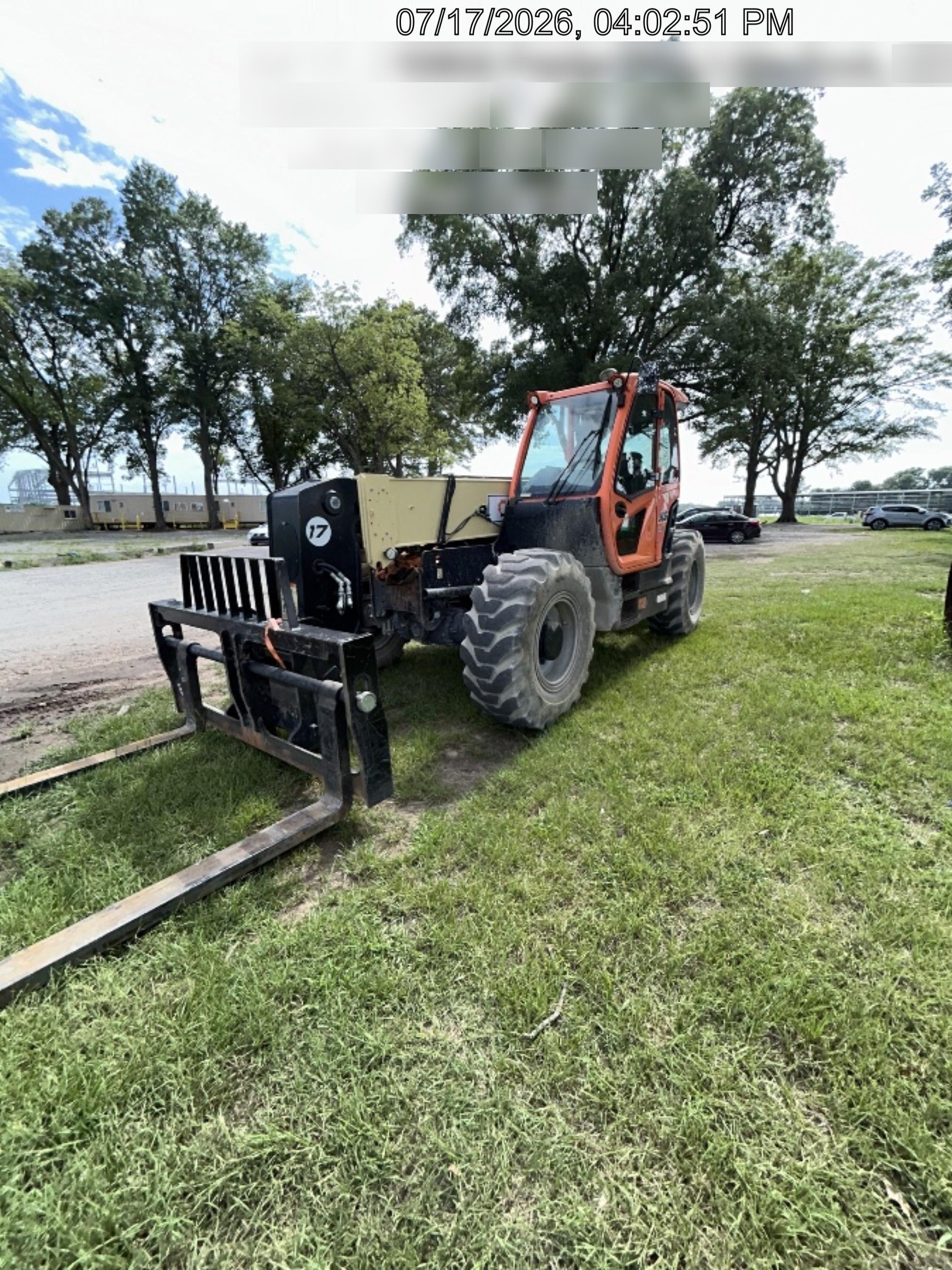 2022 JLG 1732