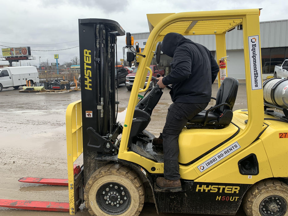 2022 HYSTER H50UT