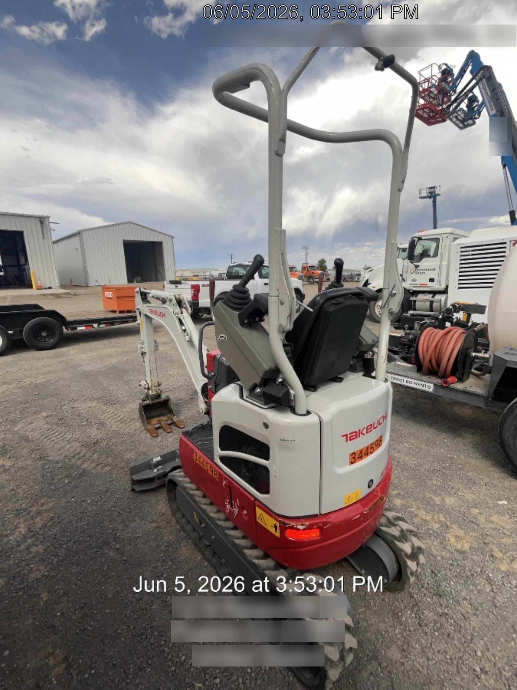 2023 TAKEUCHI TB210R
