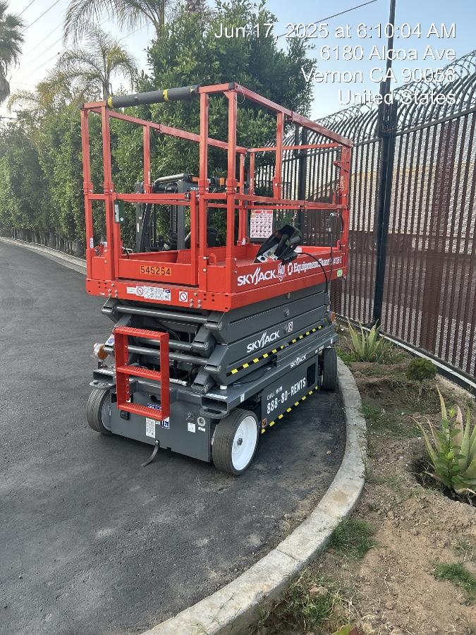 2025 SKYJACK SJ4726