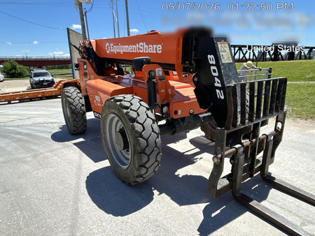 2022 SKYTRAK 8042