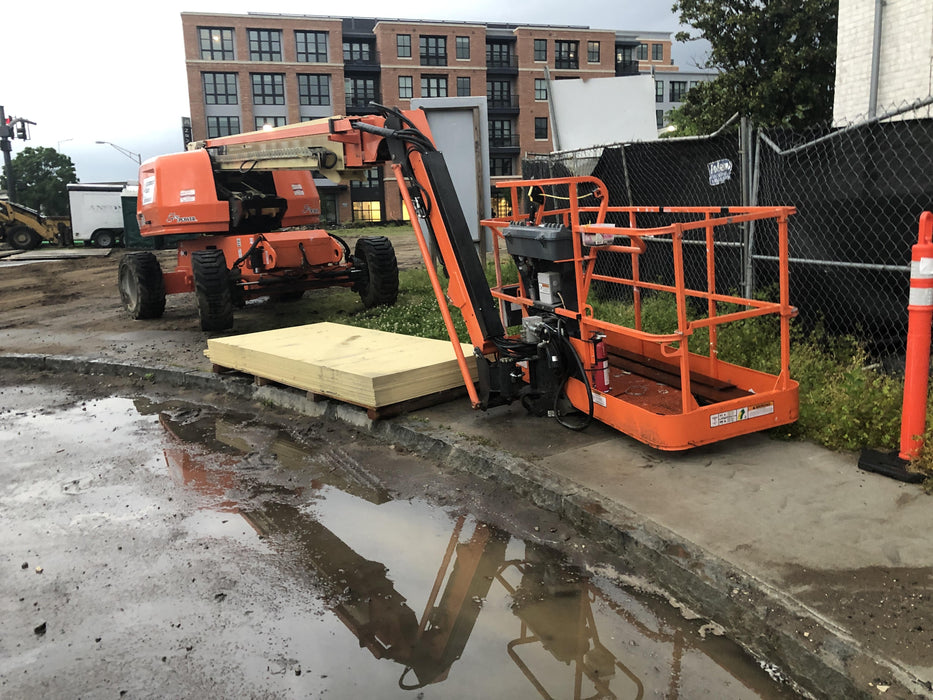 2019 JLG 660SJ