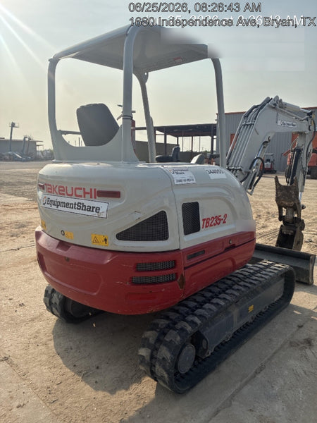 2023 TAKEUCHI TB235-2R