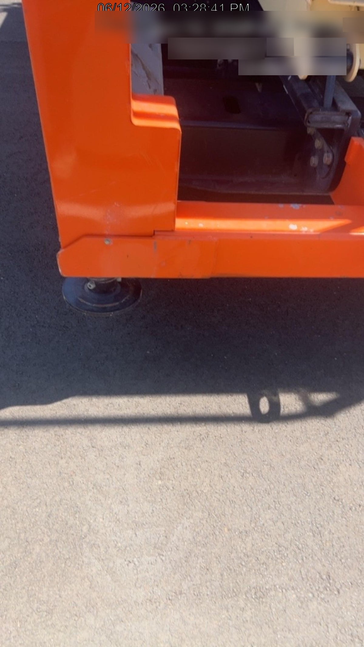 2020 JLG 430LRT