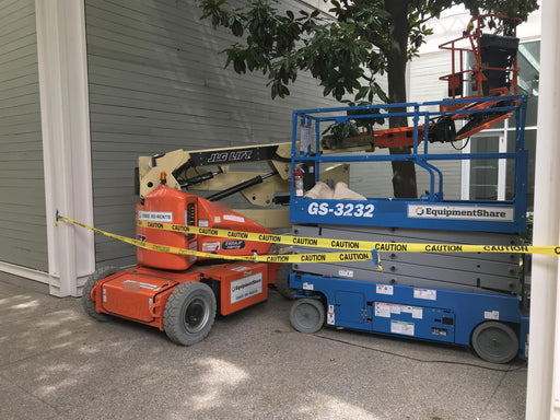 2019 JLG E400AJP