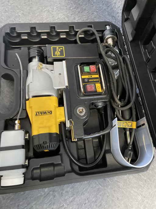 2023 DEWALT DWE1622K