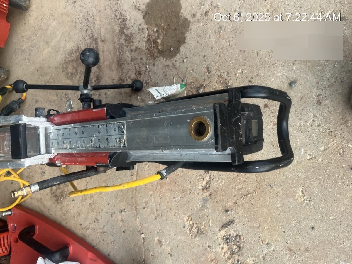 2021 HILTI DD250E