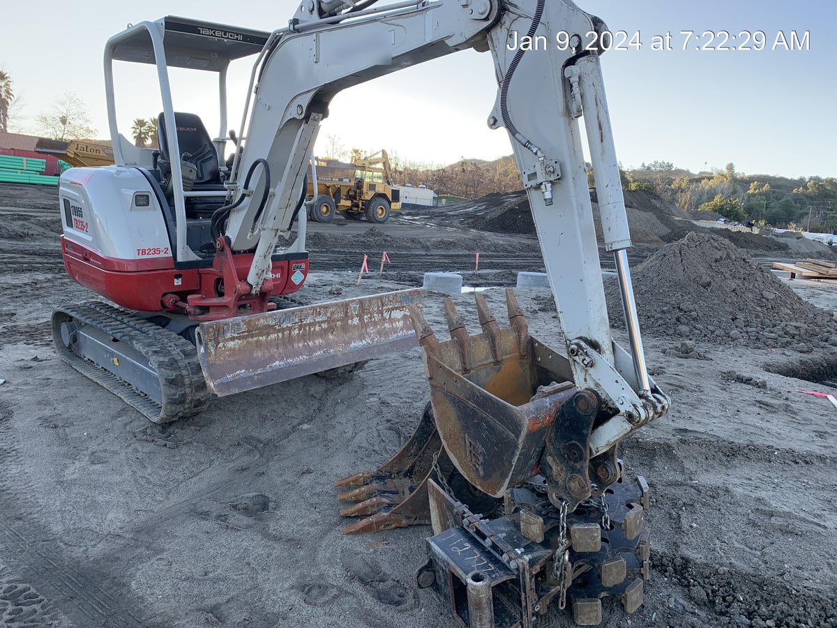 2021 TAG MANUFACTURING 24" Bucket - Mini Excavator 5,000 - 14,000 Lbs
