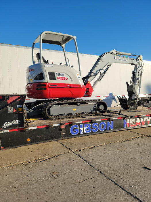 2021 TAKEUCHI TB235-2R