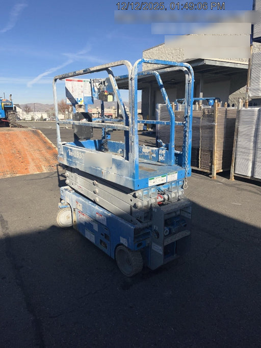 2019 Genie GS-1930 Fixed rails with chain Entry