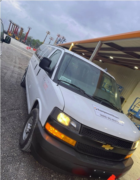 2023 CHEVROLET Express Van - Rental