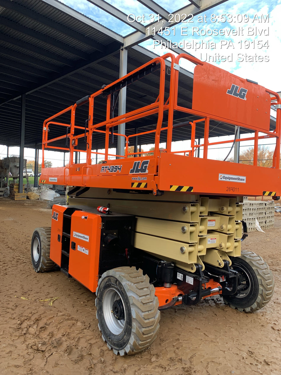 2022 JLG 4394RT