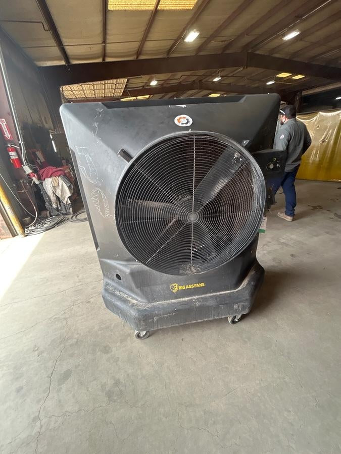 2022 BIG ASS FANS Cool Space 400