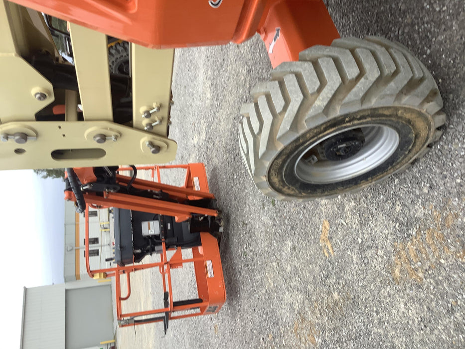 2020 JLG 660SJ