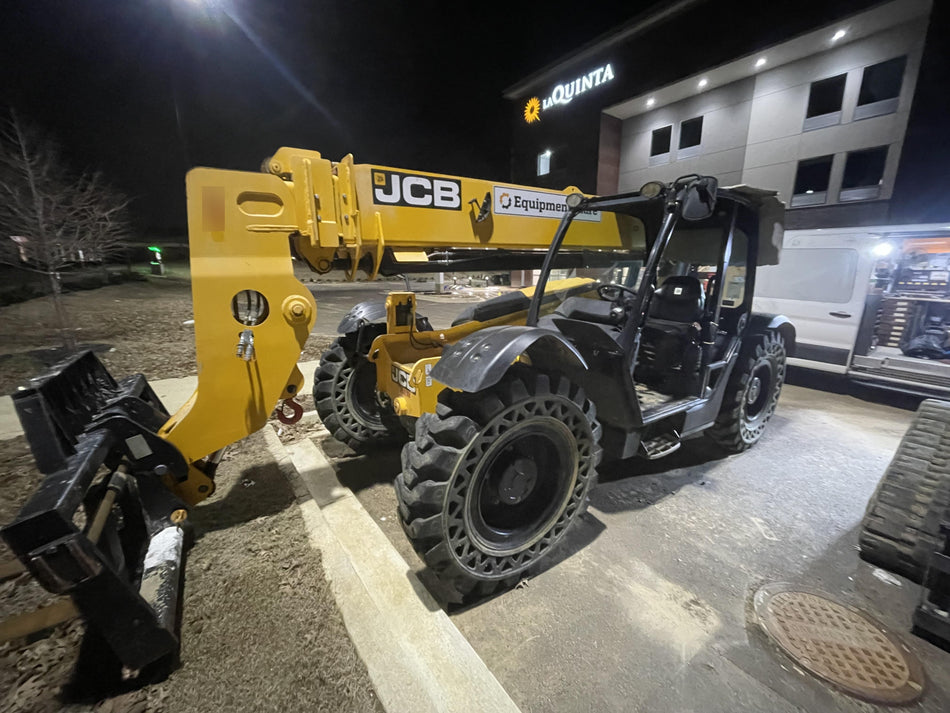 2020 JCB 509-42 Canopy, Solid Tires, Work Lights, Beacon, Aux Hydraulics, Back up Alarm, Lifting Eye, ES Decals